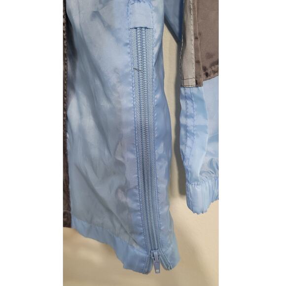 Walt Disney World Disney Resorts Windbreaker Raincoat Womens X-Small OVERSIZED - Picture 3 of 7